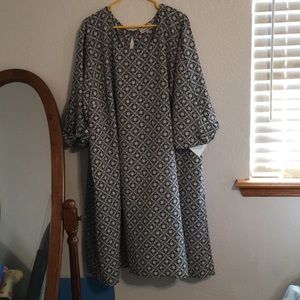 Cute black and white dress